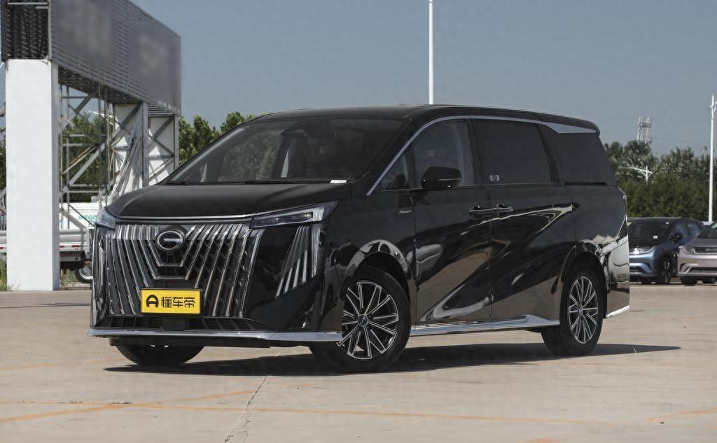 全新豪华mpv传祺m8震撼上市,大师之作让你心动不已!