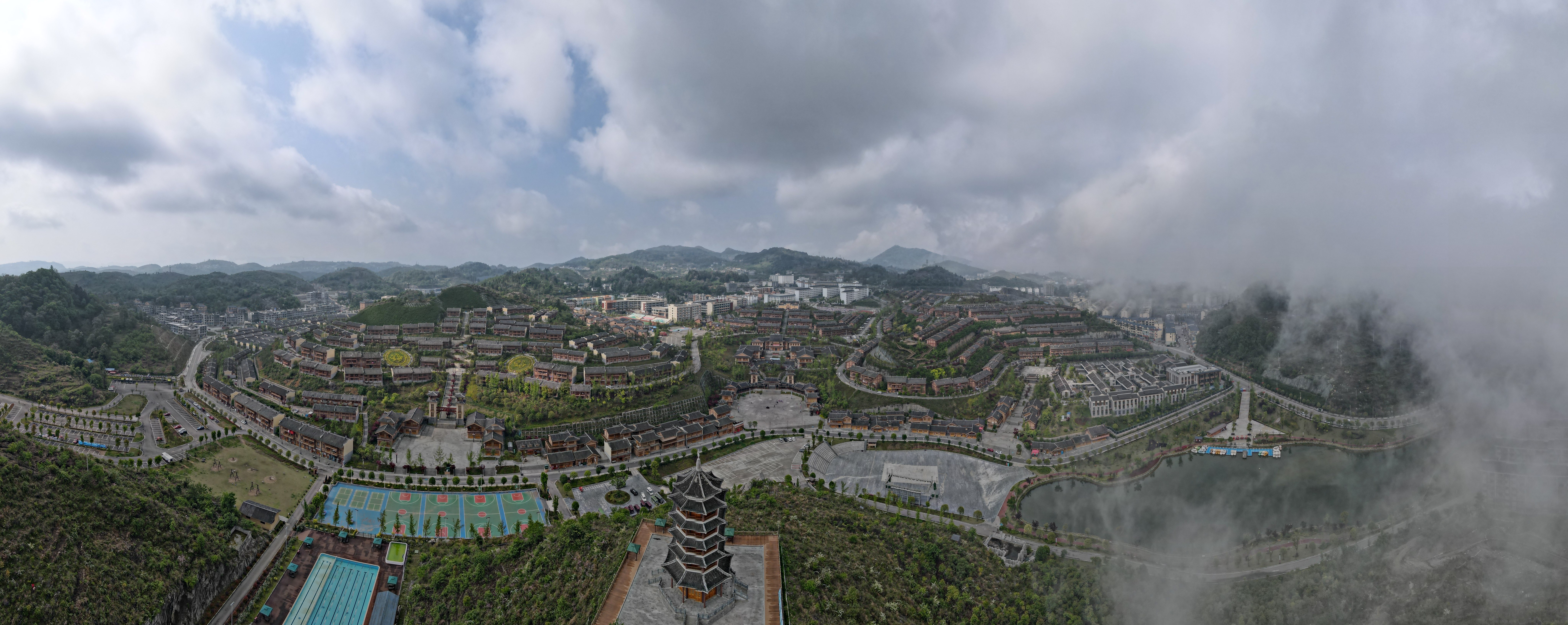 晴隆县阿妹戚托小镇:文旅融合 好戏连台