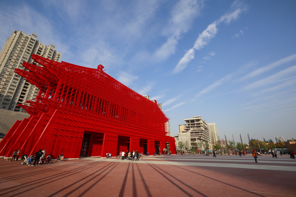 西安新地标—红色金属建成的1:1隋唐明德门 你爱了吗?