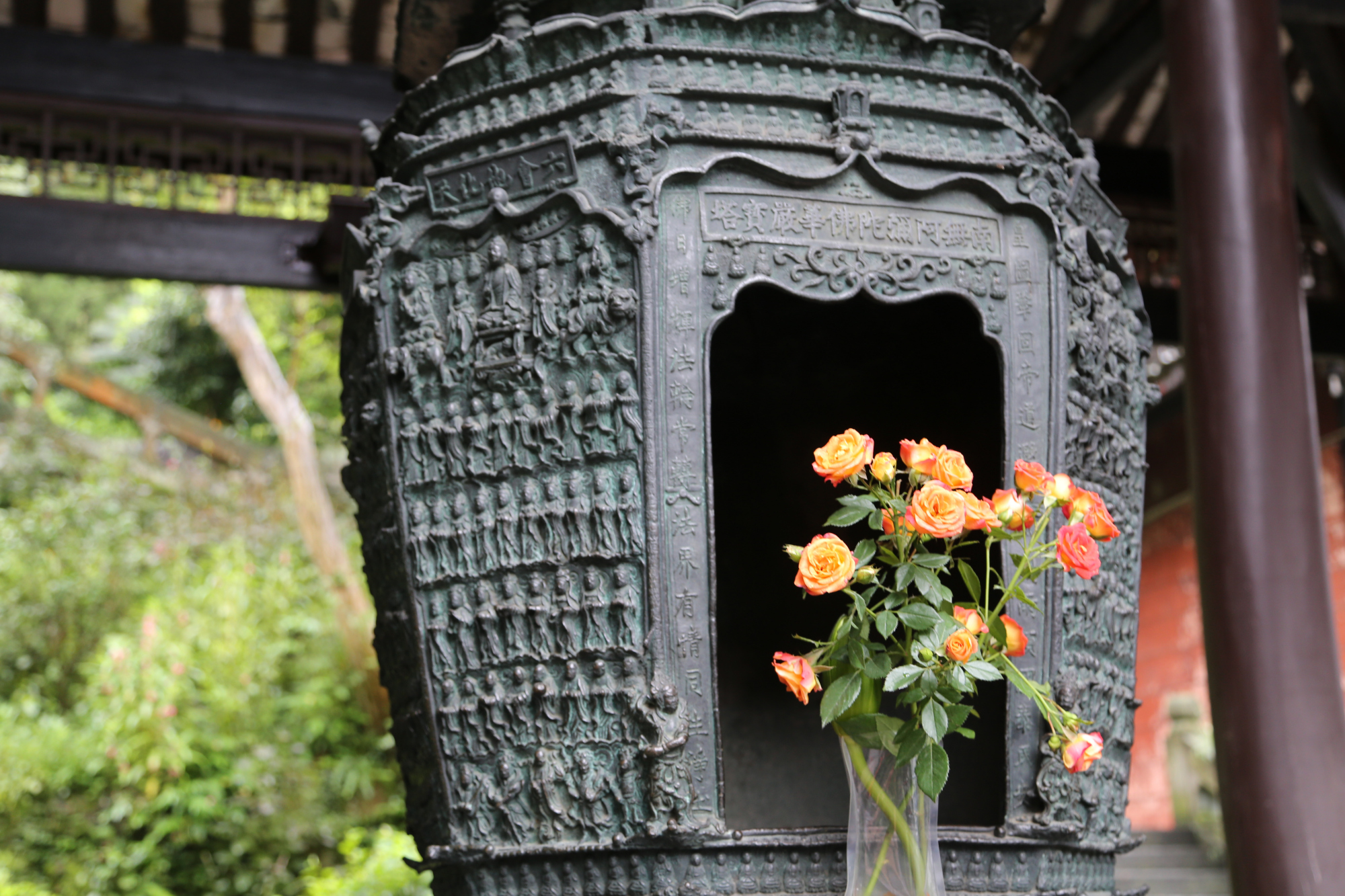 峨眉山伏虎寺华严宝塔是我国冶金艺术的精品