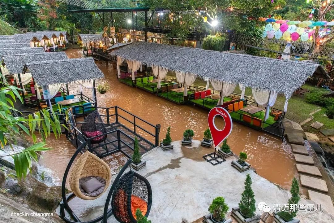 清迈山里的水上餐厅,美!