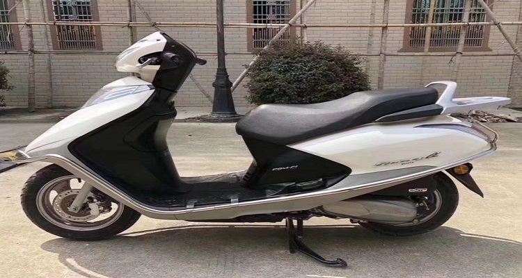 五羊本田睿御110有几种版本