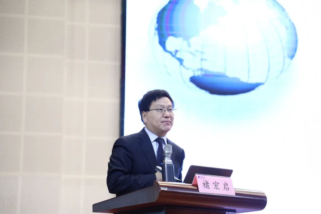 学院特邀北京师范大学教授褚宏启作专题讲座