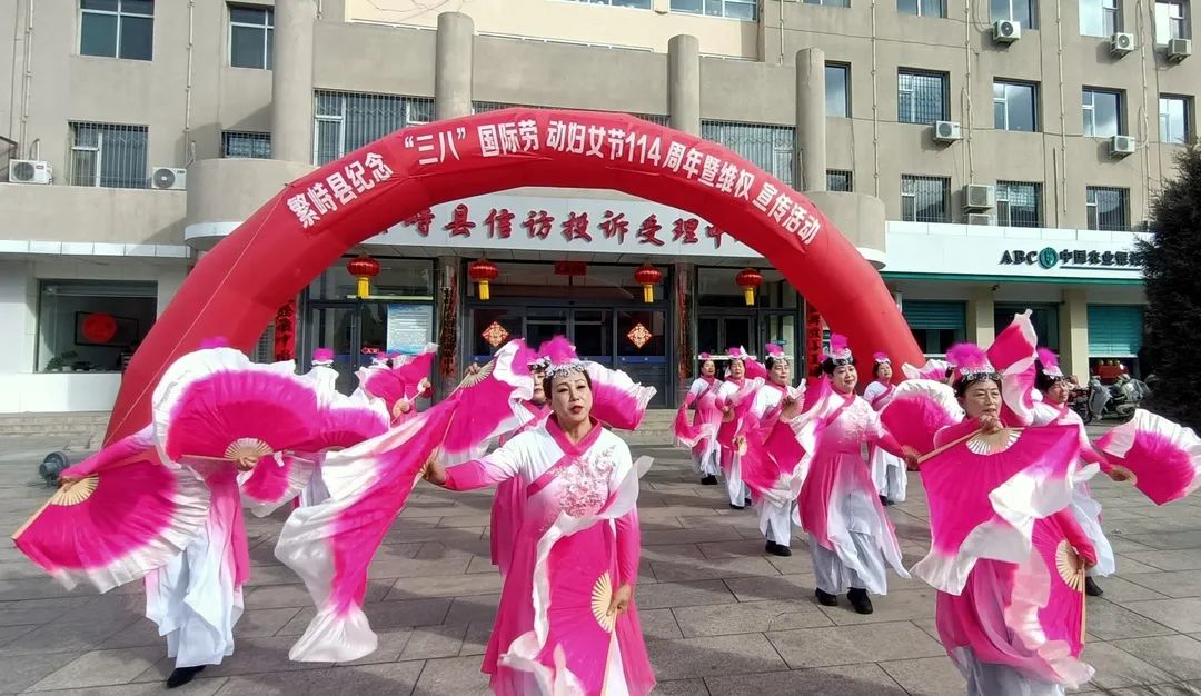 三八特辑▏繁峙县妇联开展三八维权月普法宣传活动