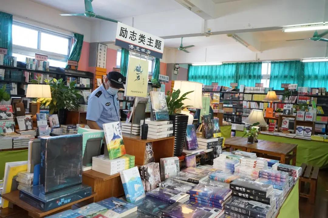 净化校园周边环境!广州南沙黄阁镇开展"扫黄打非"专项整治