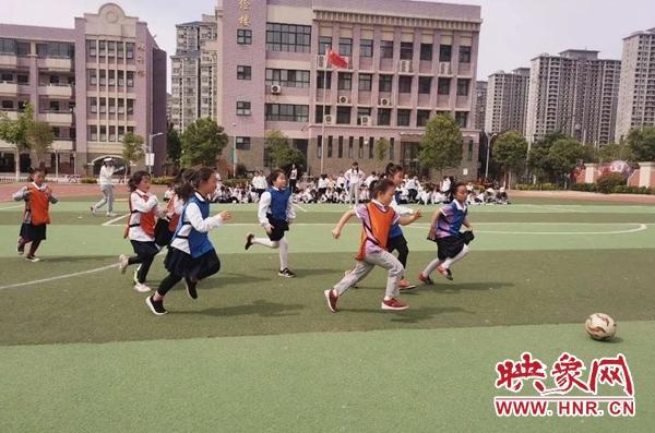 开封市集英小学图片