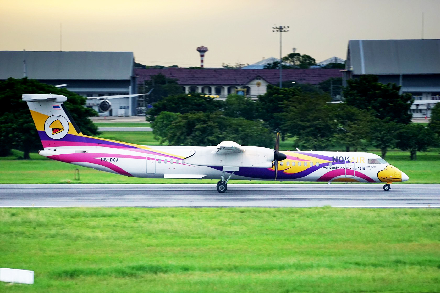 春秋航空推出区域版随心飞产品,泰国皇雀航空进入破产重整程序