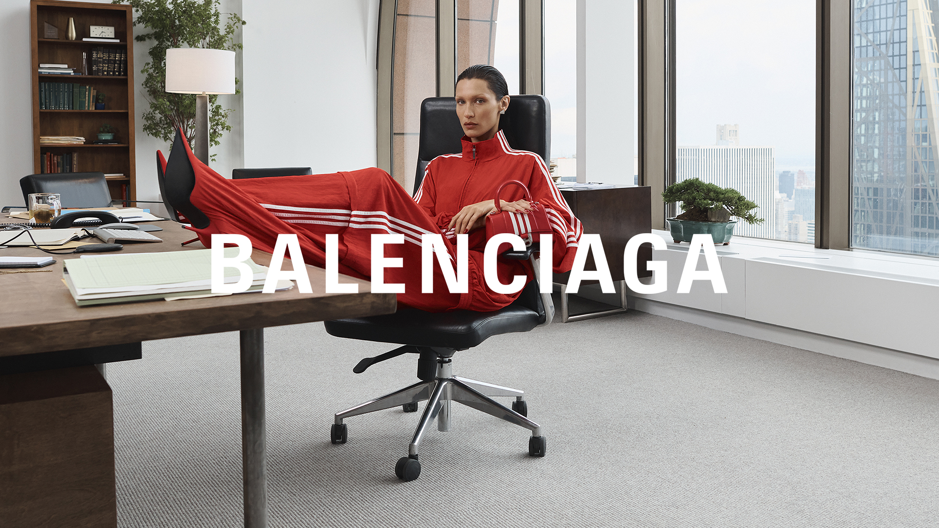 年末最受瞩目联名balenciaga与adidas系列登场