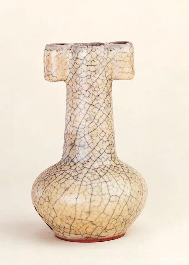 品鉴|开片:瓷器上的生命裂痕