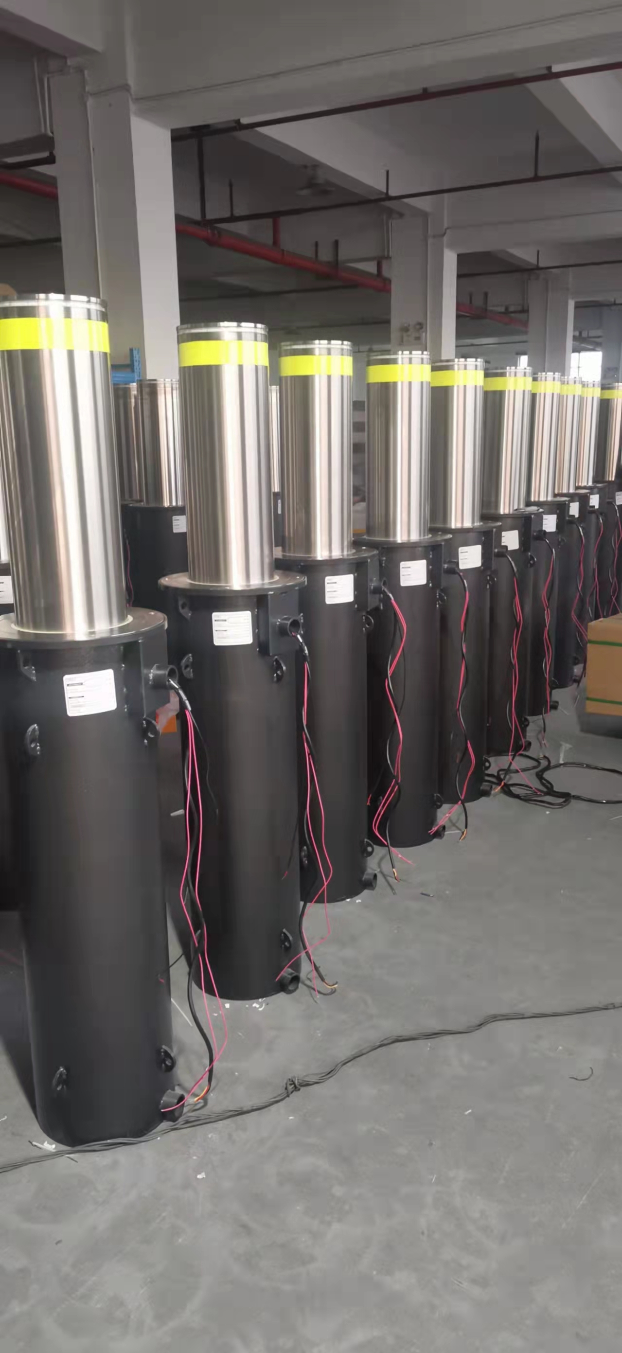 全自动液压升降柱