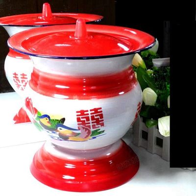 亚马逊网站上卖的"水果篮"竟是中国的痰盂