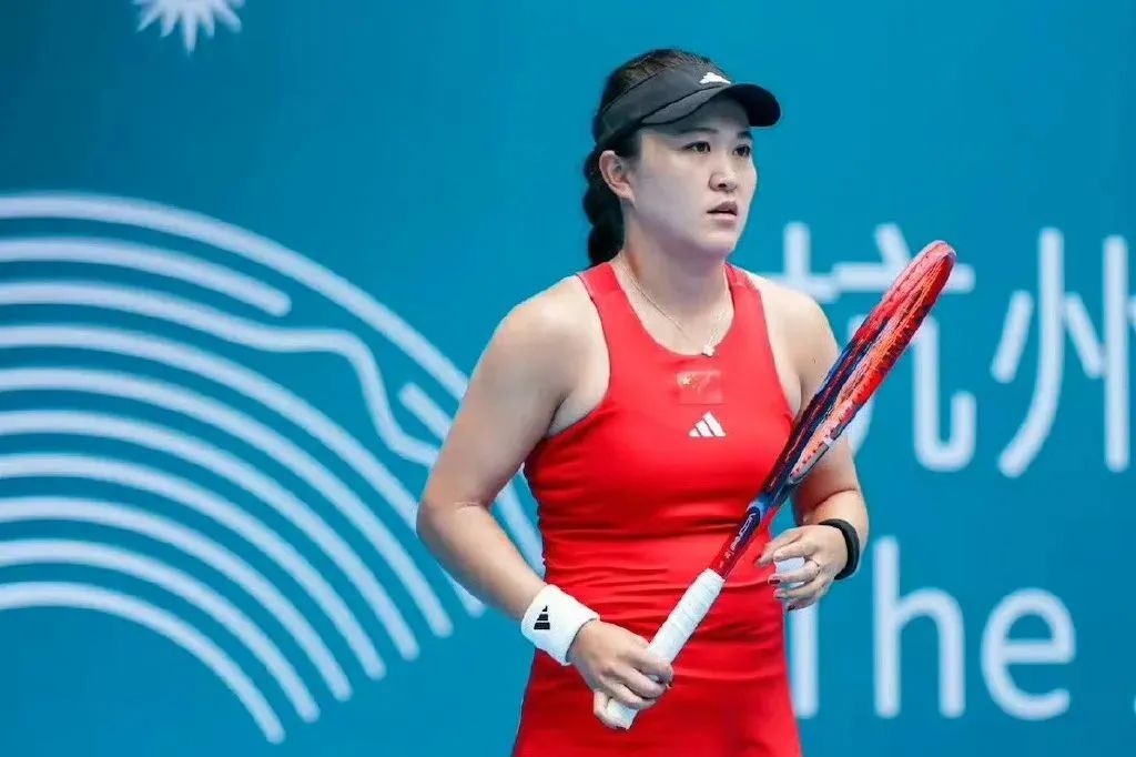 网球选手朱琳官宣结婚与教练宫灏结婚