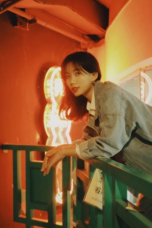 璟美国际:普通的生活就是普通人在普通地过~但时间和人都在往前