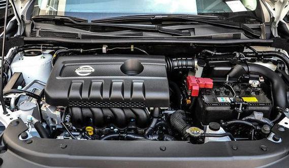 日产轩逸2.0cvt无级变速自动挡变速箱需要换多少变速箱油