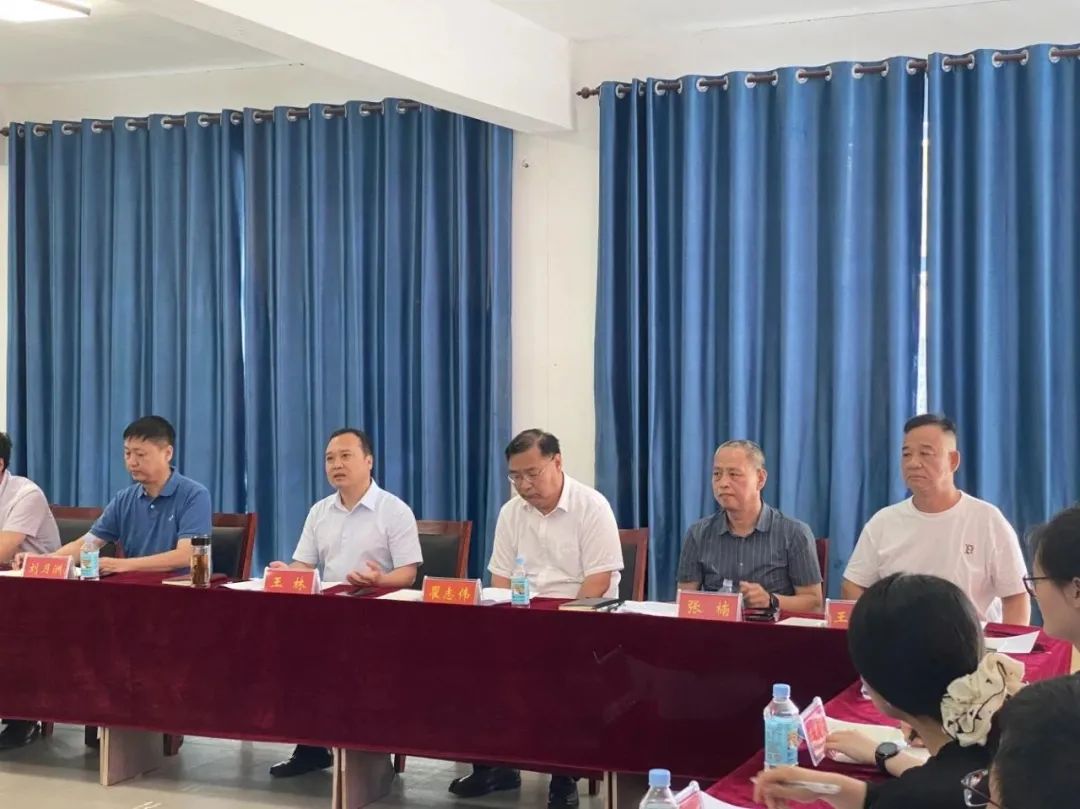 晋州市马于镇西贾庄村举行中国农业大学马克思主义学院李明教授工作站