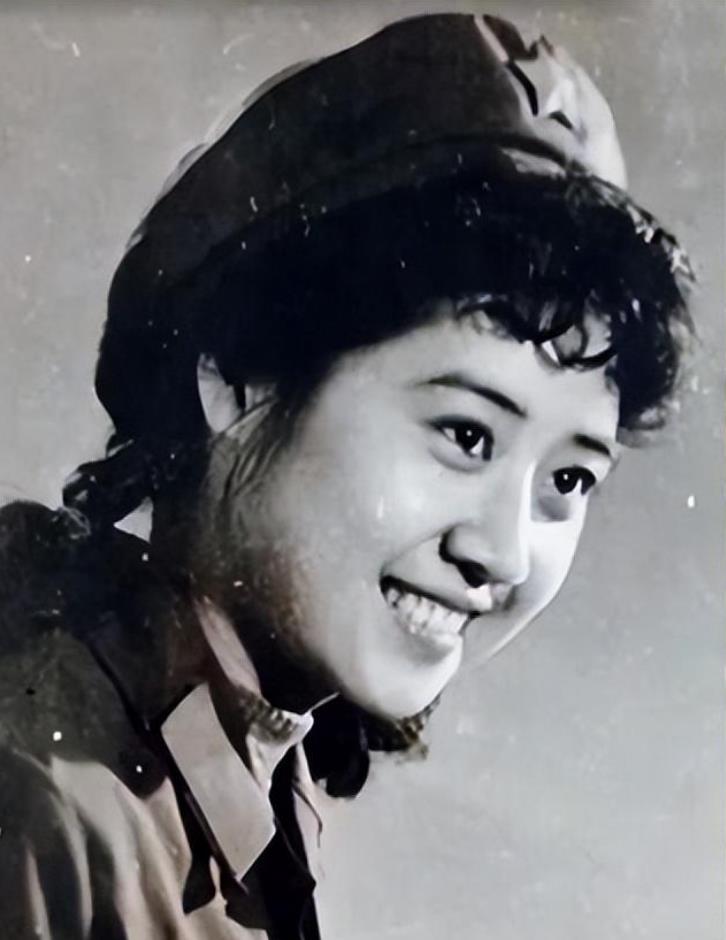 著名演员张世会:娶初恋女友为妻,如今儿子成了他们夫妻俩的骄傲