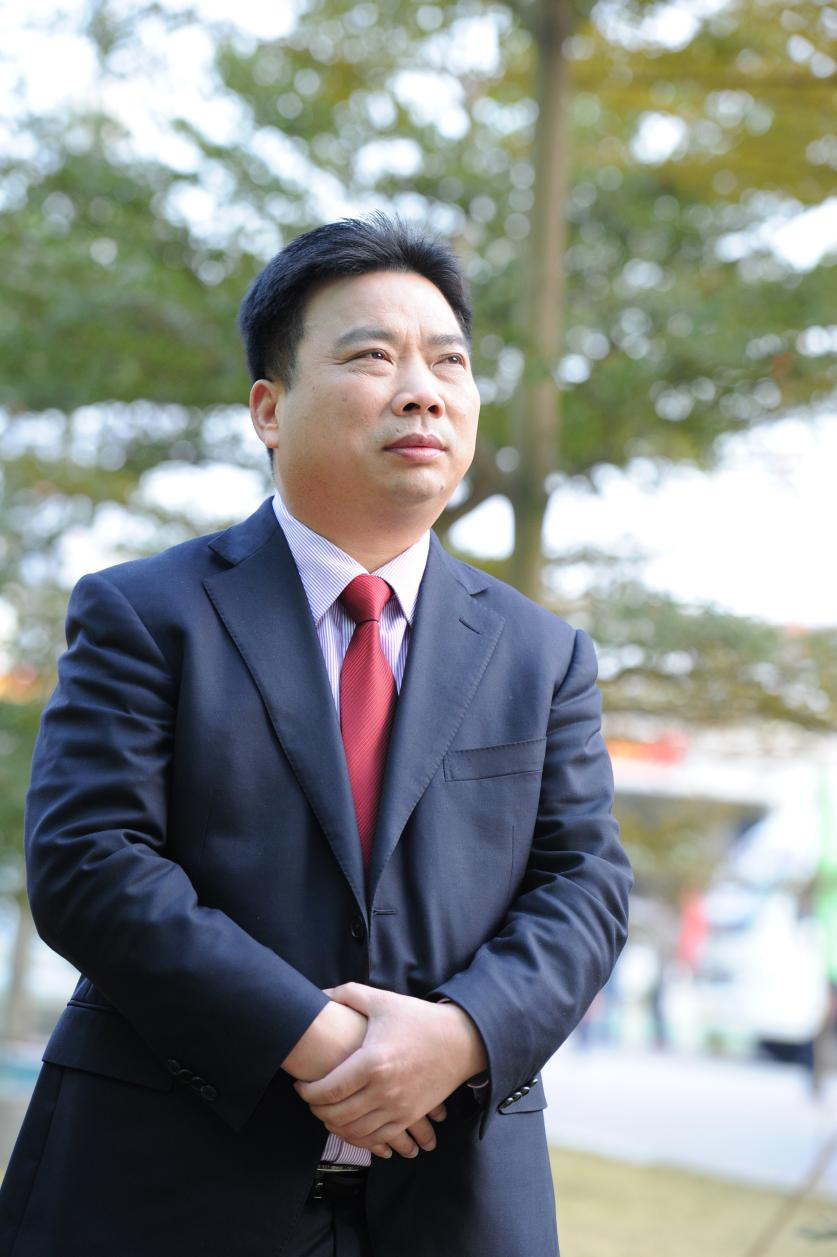 辉煌集团董事长王建业:履行社会责任 彰显企业担当