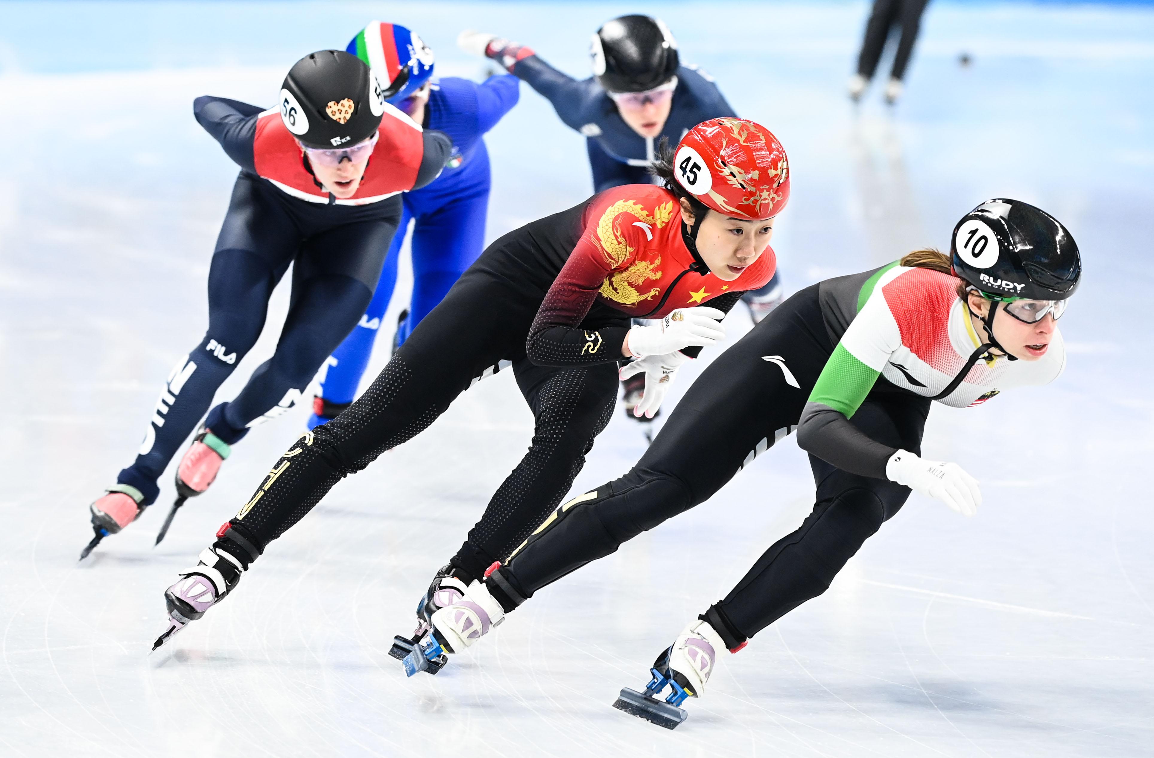 (北京冬奥会)短道速滑—女子1500米四分之一决赛赛况(2)