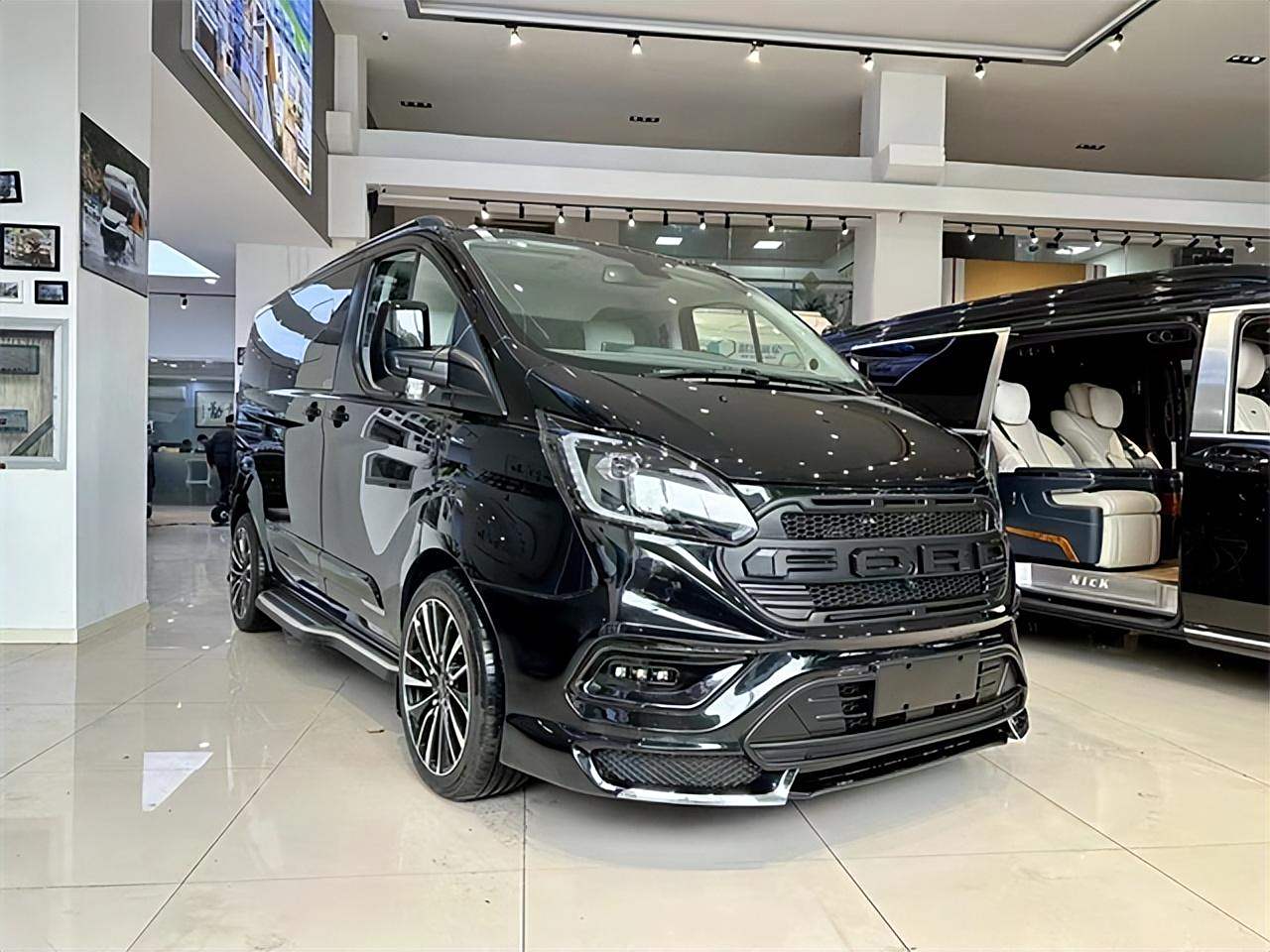 福特黑武士7座豪华商务车,落地三十多万