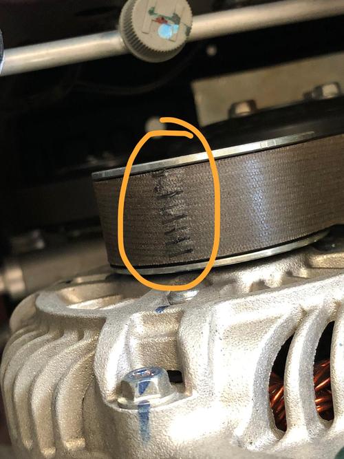 汽车发动机皮带断了有什么后果