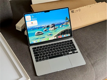 苹果终于妥协了！首款触控屏MacBook Pro曝光：M5 Pro/Max加持