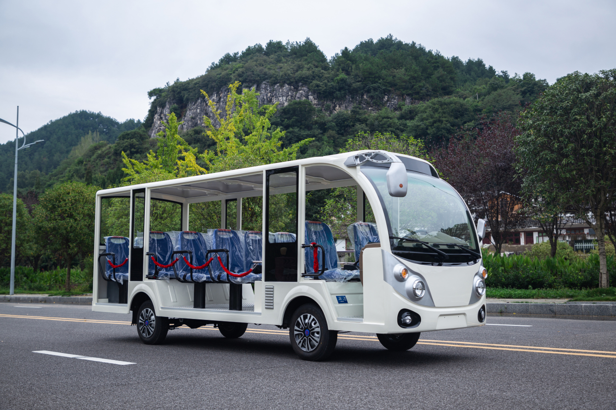赛迈斯电动车14座旅游观光车环保舒适安全便捷的旅行方式