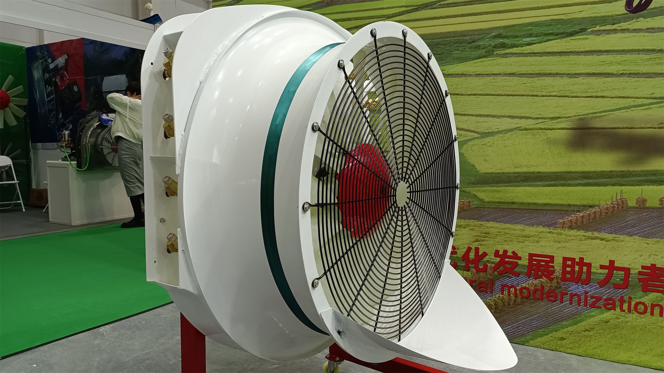 新疆果农更喜欢的果园风送喷药机打药机的风机总成