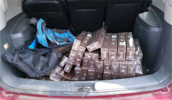 香烟放后备箱会热坏吗?