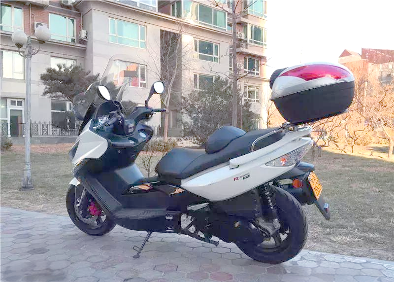 光阳赛艇250:台湾原厂大踏板的全貌