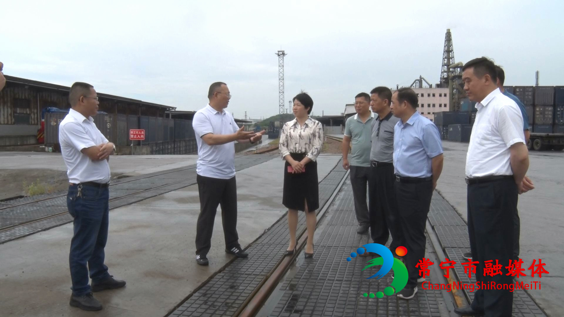 「常宁市」王一花到瓦松铁路调研运行情况