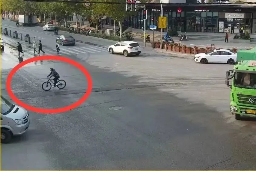 被盗前"掉链子"的自行车,取回时竟已被蟊贼复原