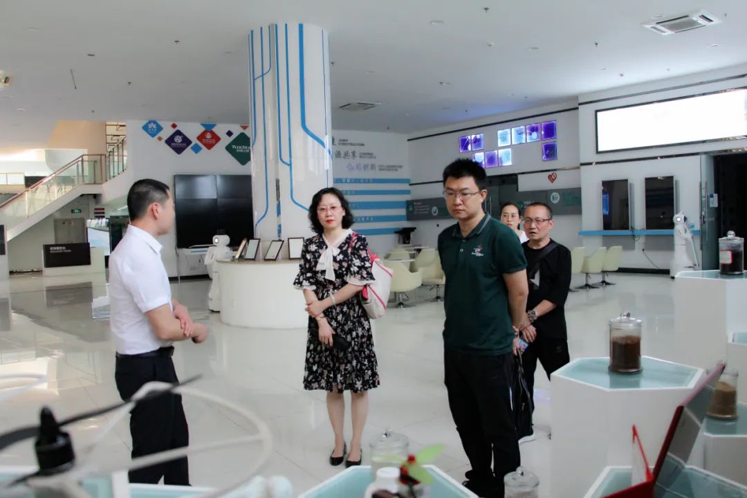 来访|攀枝花市退役军人事务局副局长孙晓蓉一行到访启迪之星(攀枝花)