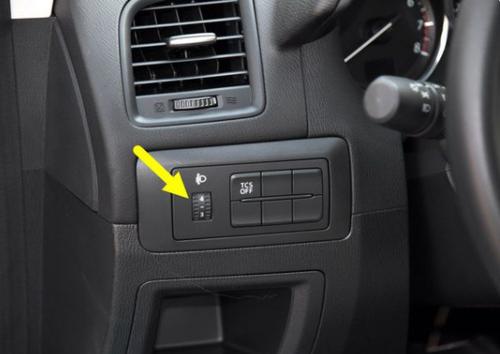 马自达cx 4大灯高低调节在哪(cx4大灯高度是自动调吗)