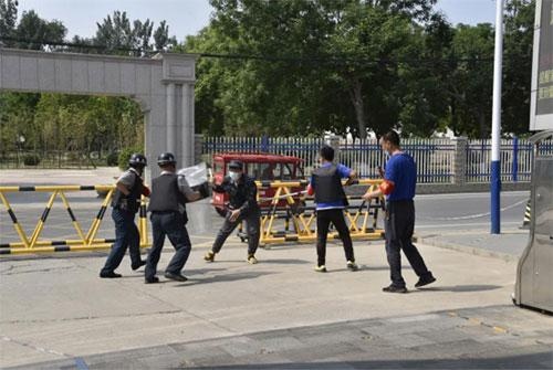 生命至上,房山区窦店中心小学上演防恐防暴演练