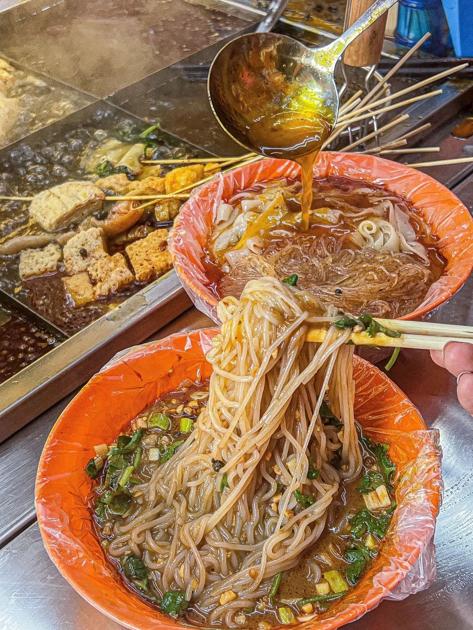 15春宇水煮串串子终于开在北湖啦～ 一直都超级爱吃春宇家水煮串,他