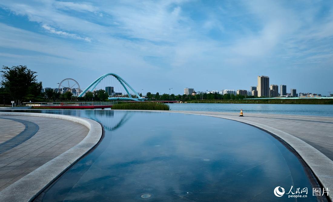 济宁高新区:鸿雁湖公园美如画