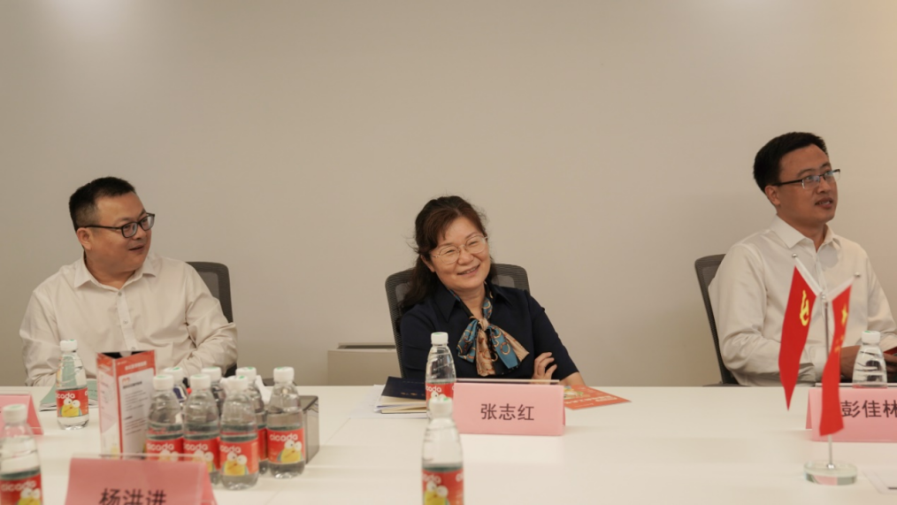 厦门市副市长张志红一行视察蝉大师:期待企业扎根厦门共同成长