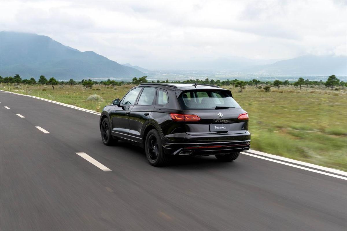 百万级豪车的行驶品质 试驾大众途锐