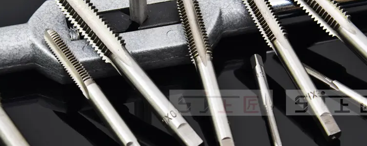 攻丝和套丝的区别