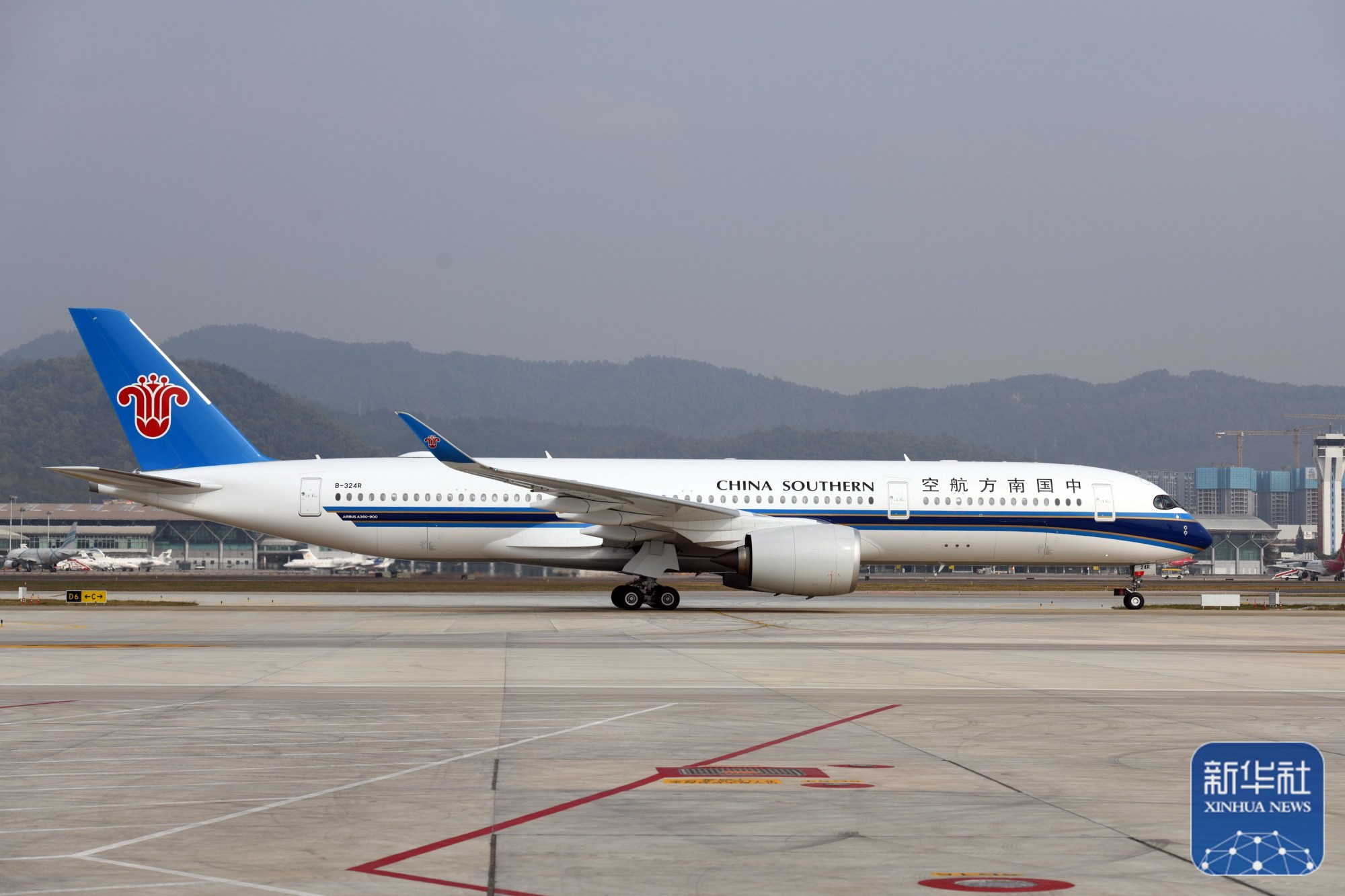 南航2架全新大型宽体客机a350落户深圳