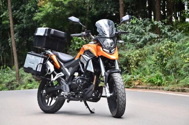 入门休旅怎么选?豪爵dl150对比赛科龙rx250