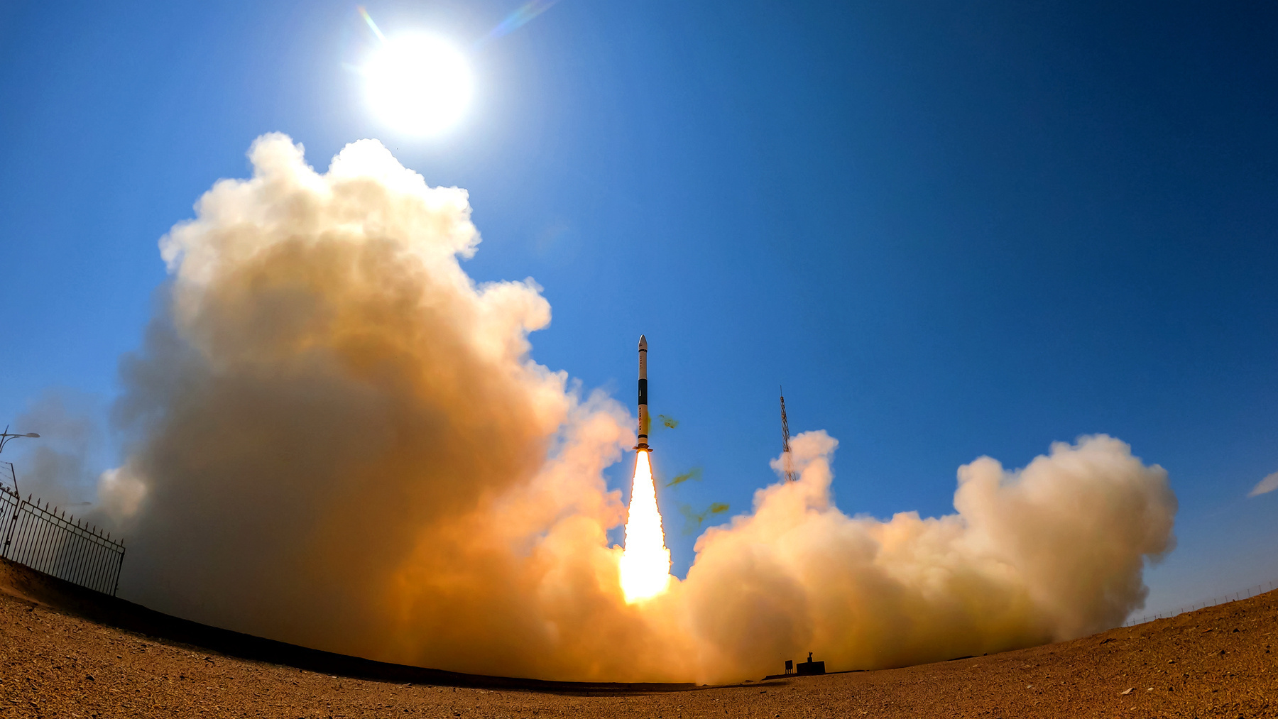 我国成功发射龙江三号试验卫星