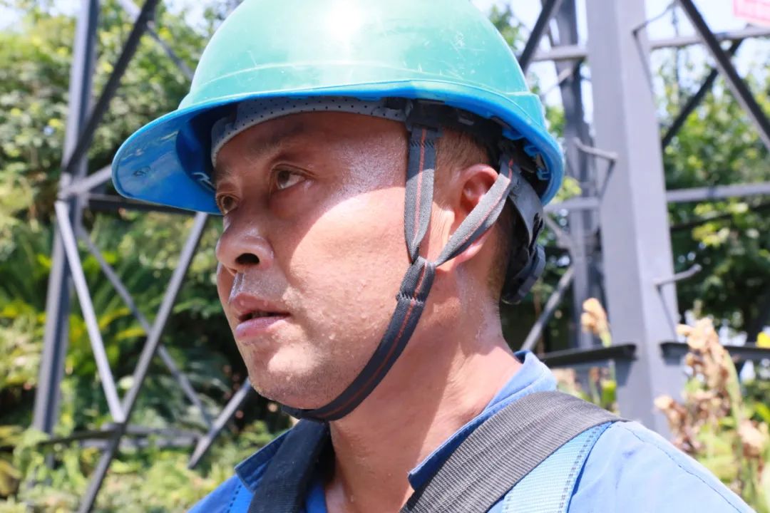 「one话题」昼夜奋战,广汉电力工人全力以赴保供电!