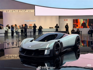 小米首款超跑概念车！小米Vision GT真车实拍展示来了