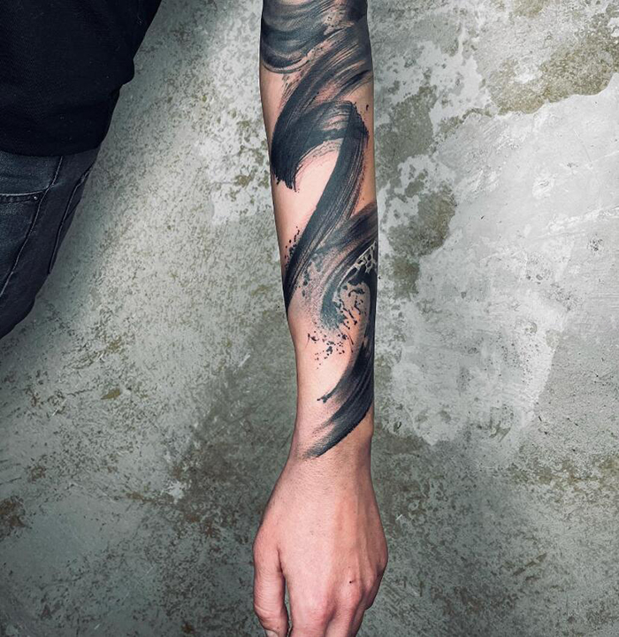 色彩那么饱满 洒脱奔放自由的笔触 这样的艺术纹身你喜欢吗(一)