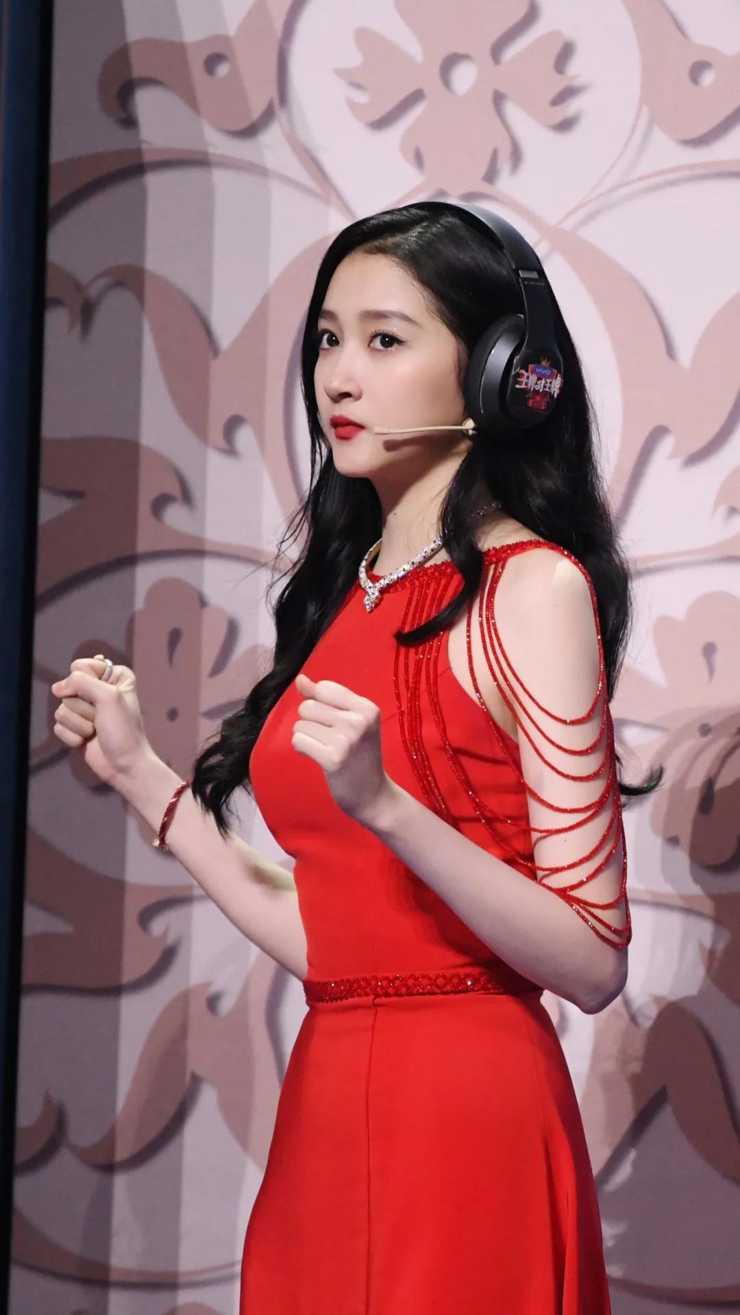 杨颖,蒋欣领衔四美玩转《王牌对王牌》,七仙女剧组十七年后再相聚