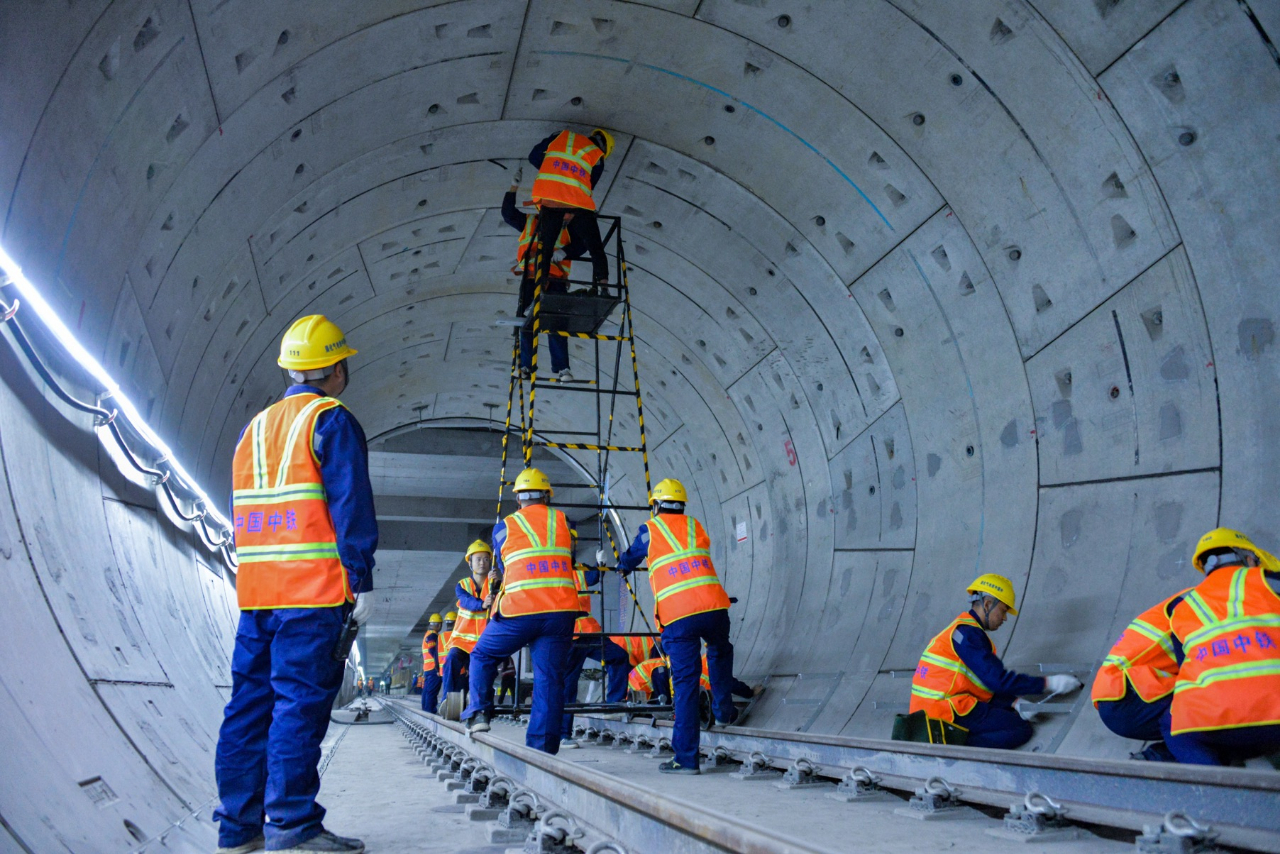 洛阳地铁2号线供电系统安装工程拉开施工序幕