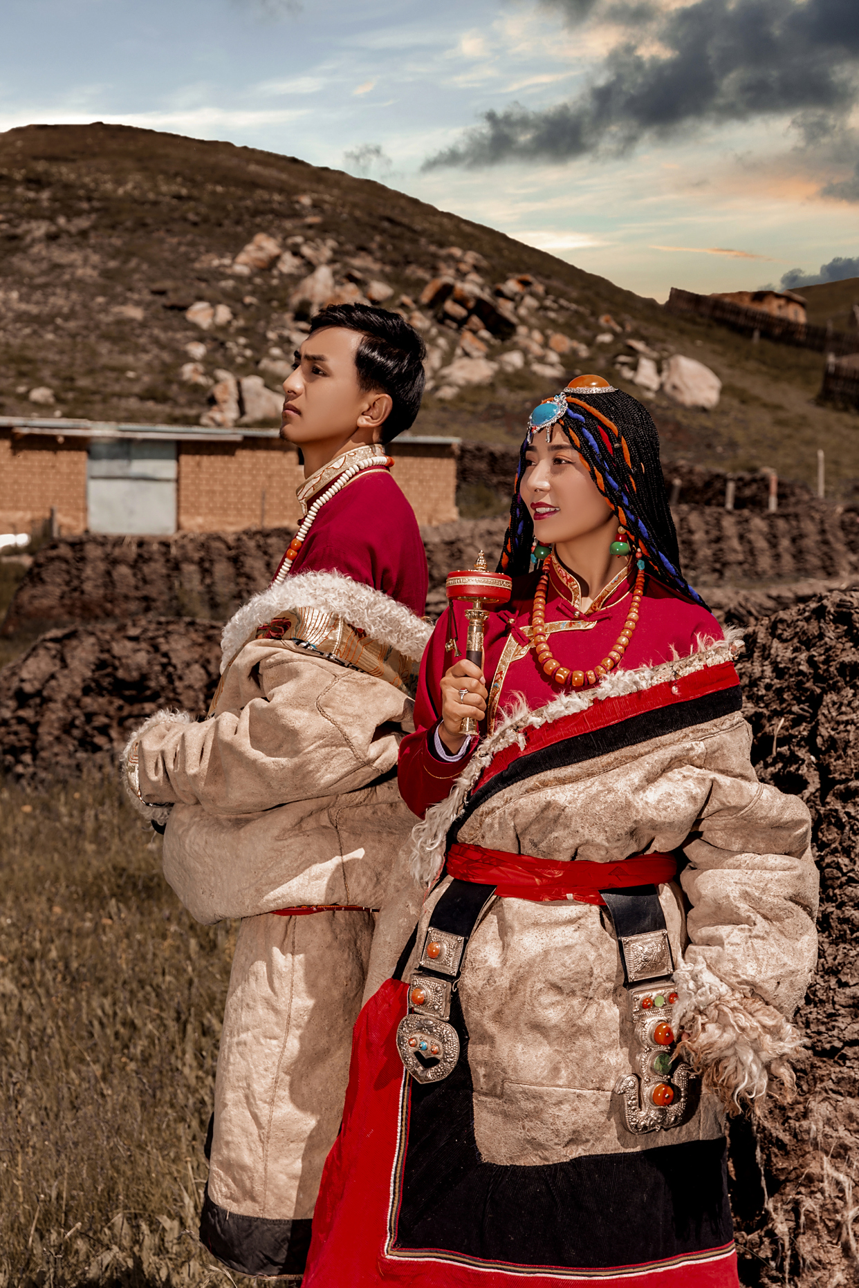 「藏式婚纱摄影」在甘南合作拍藏式婚纱照,简直不要太美了