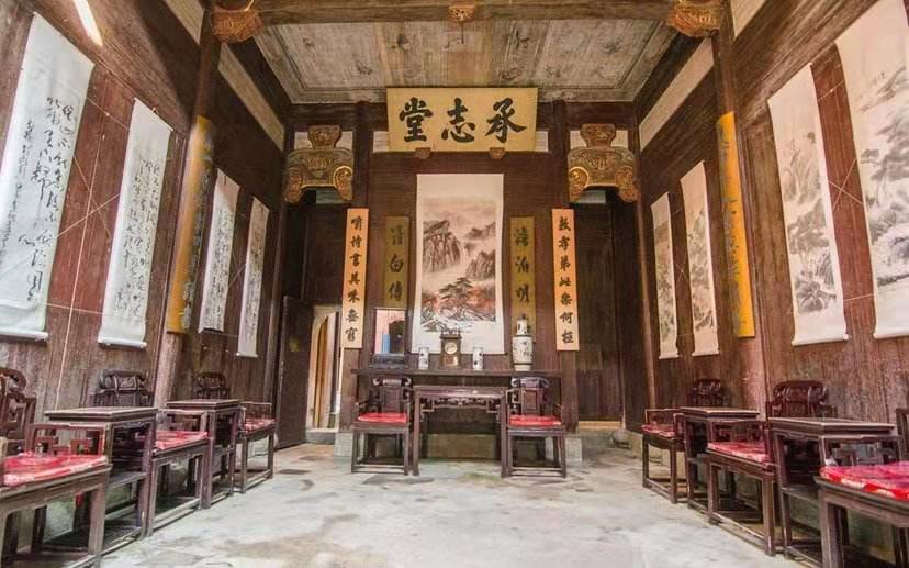 安徽黟县宏村"承志堂",前堂陈列的文化