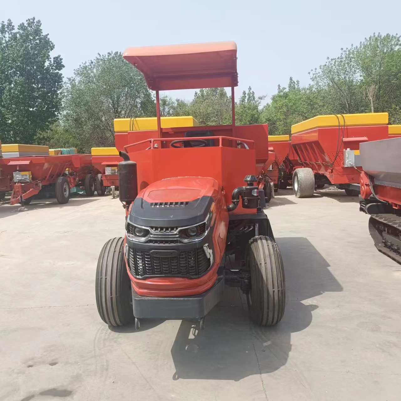 撒粪车扬粪车农家肥抛洒施肥车抛粪车生产厂家